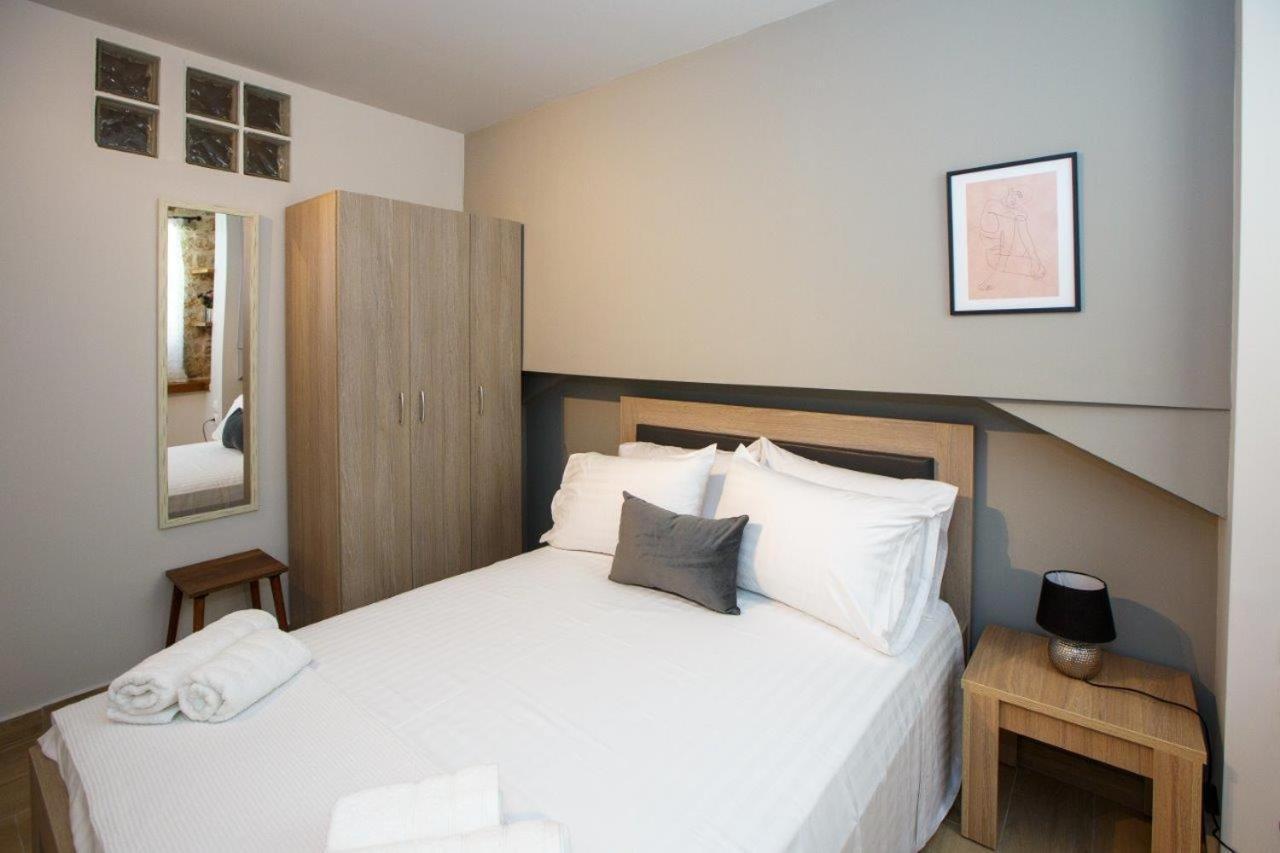 Οniro Comfort Living Ioánnina Exteriör bild