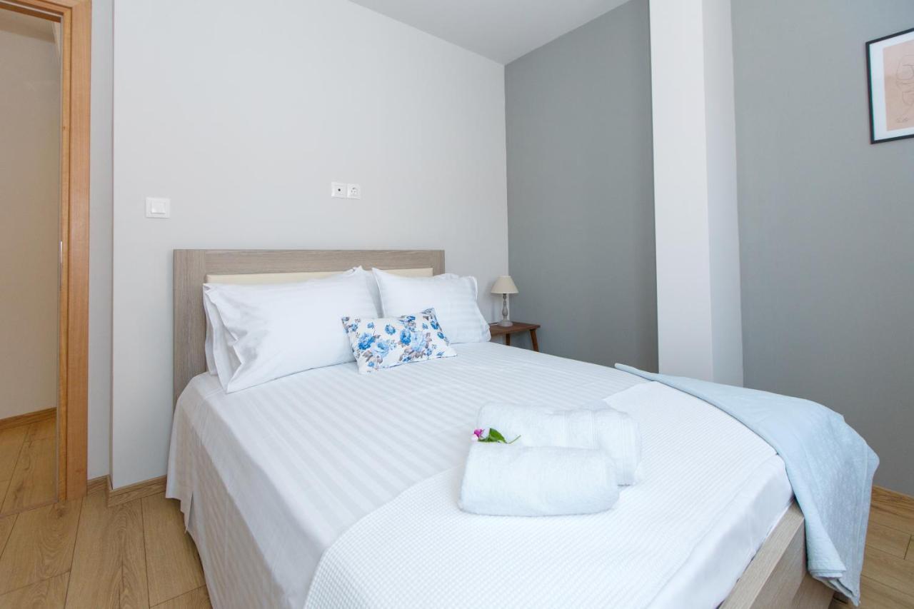Οniro Comfort Living Ioánnina Exteriör bild