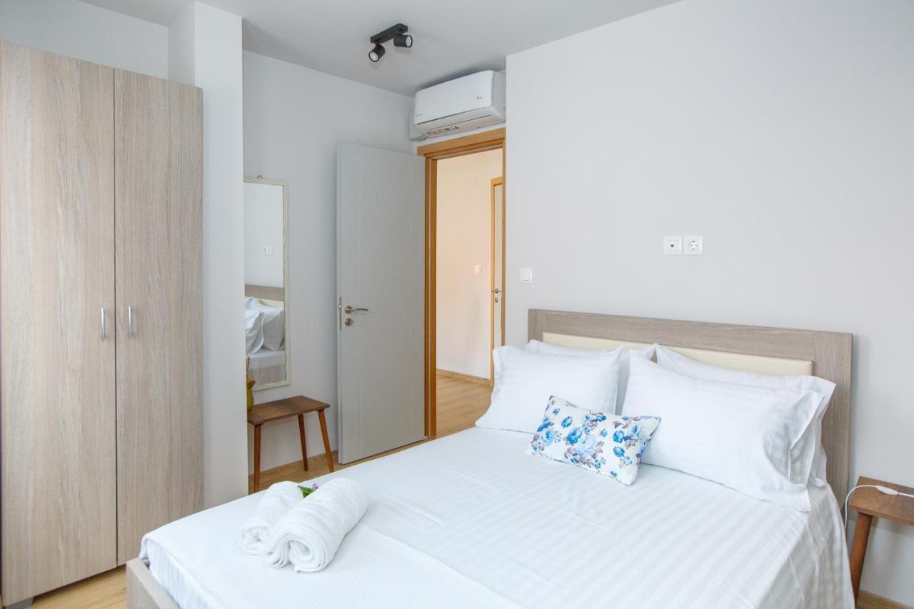 Οniro Comfort Living Ioánnina Exteriör bild