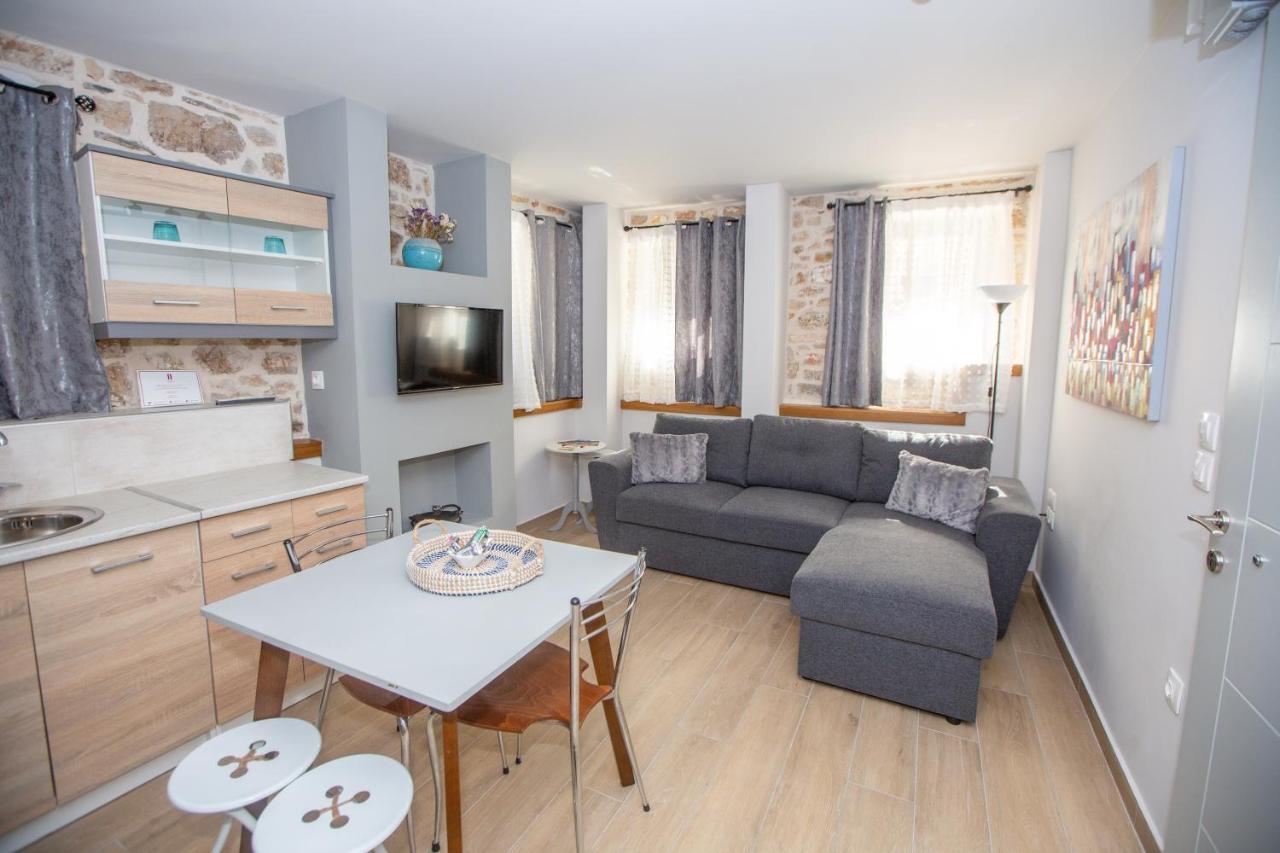 Οniro Comfort Living Ioánnina Exteriör bild